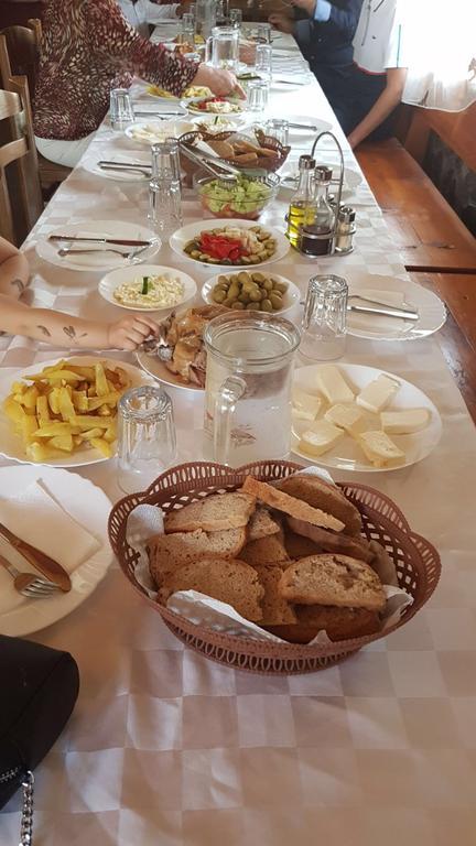 Guesthouse Alpini Lepushe Ngoại thất bức ảnh